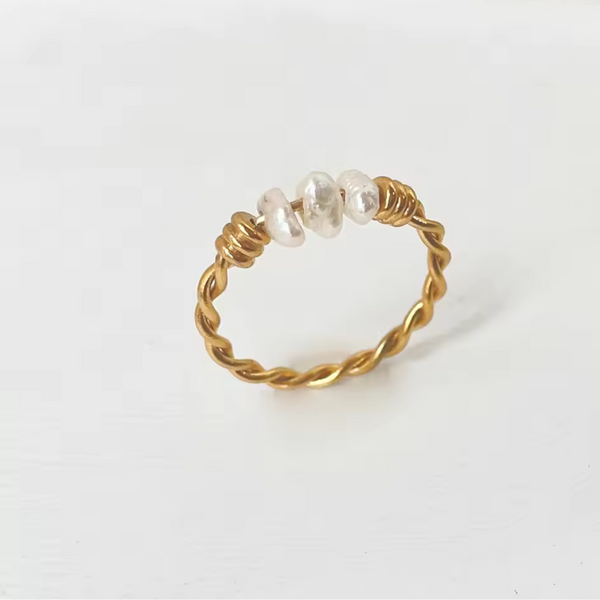 Twisted pearl ring