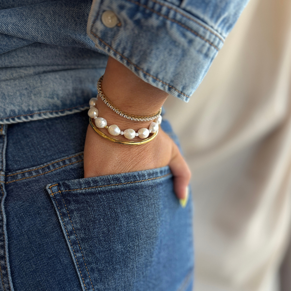 White Chunky Pearls armbånd