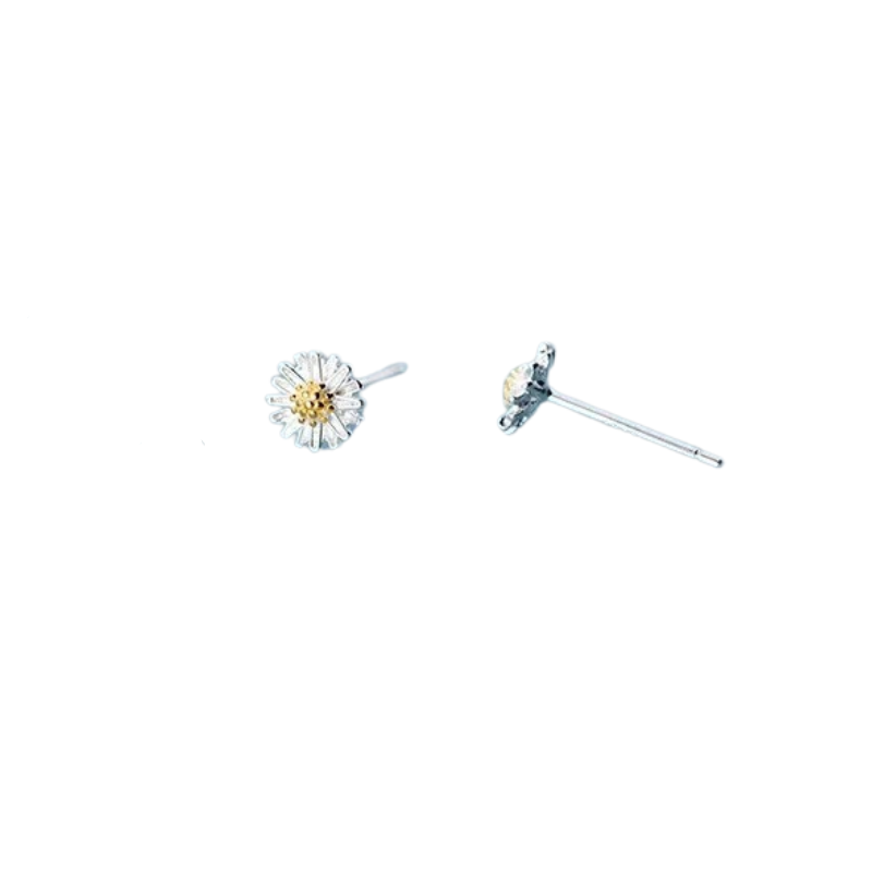 Single tiny daisy ørestik sølv